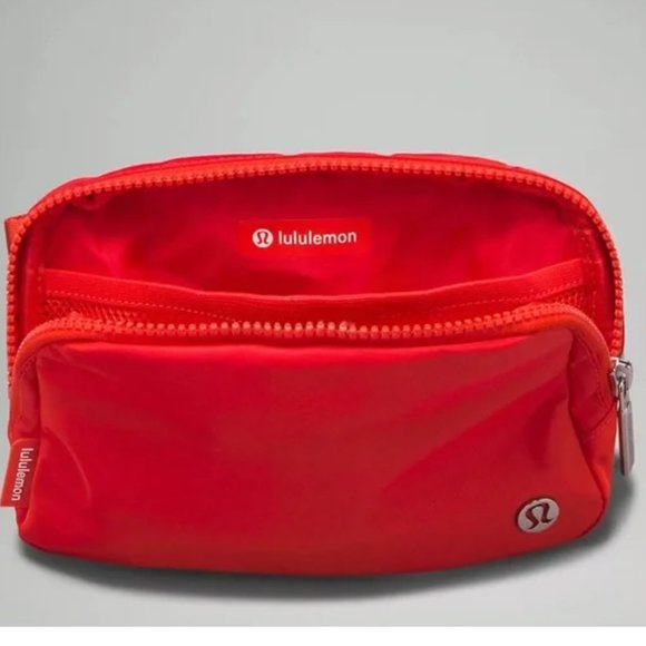 Lululemon Everywhere Belt Bag in  Solar Orange / White 1L - Picture 2 of 5